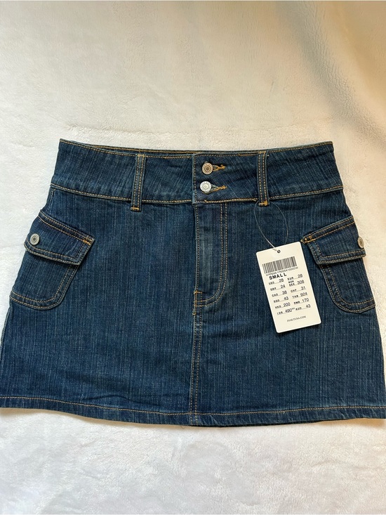 Brandy Melville Dresses & Skirts - Brandy Melville Dark Blue Denim Mini Skirt with Cargo Pockets